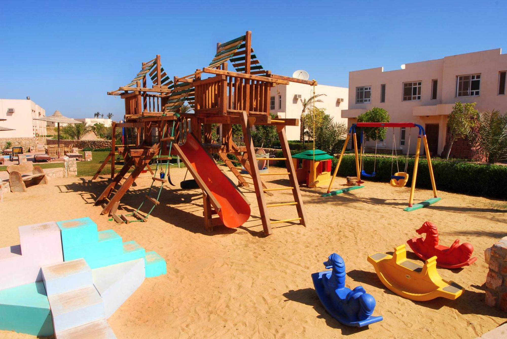 Vai By Romance Hotel & Aqua Park Ain Sukhna Exterior foto